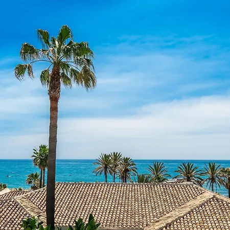 About Puente Penthouse * Marbella