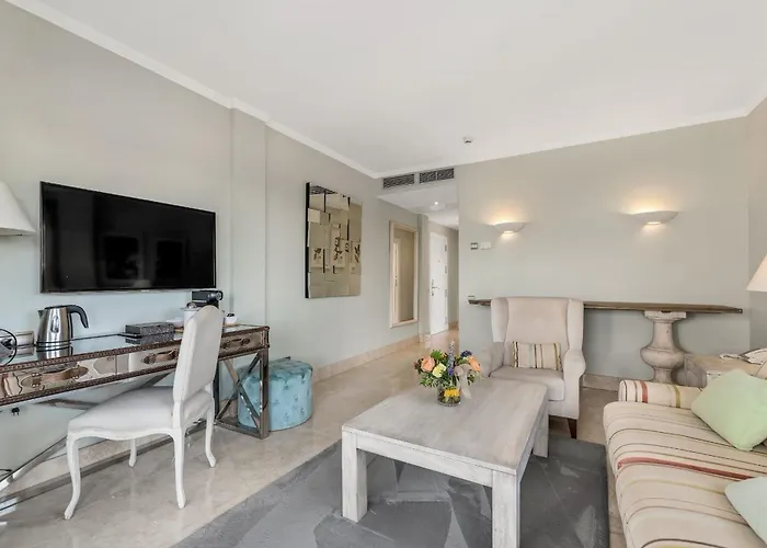 About Puente Penthouse Apartament *