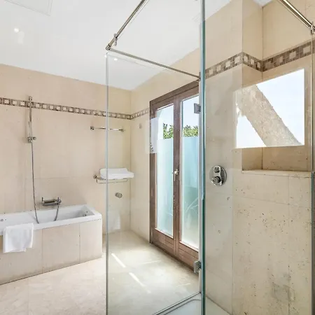 About Puente Penthouse * Marbellac